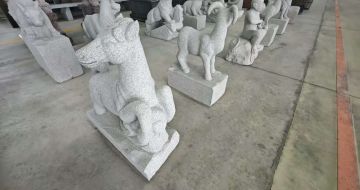 宜昌芝麻白雕刻 十二生肖 异形雕刻