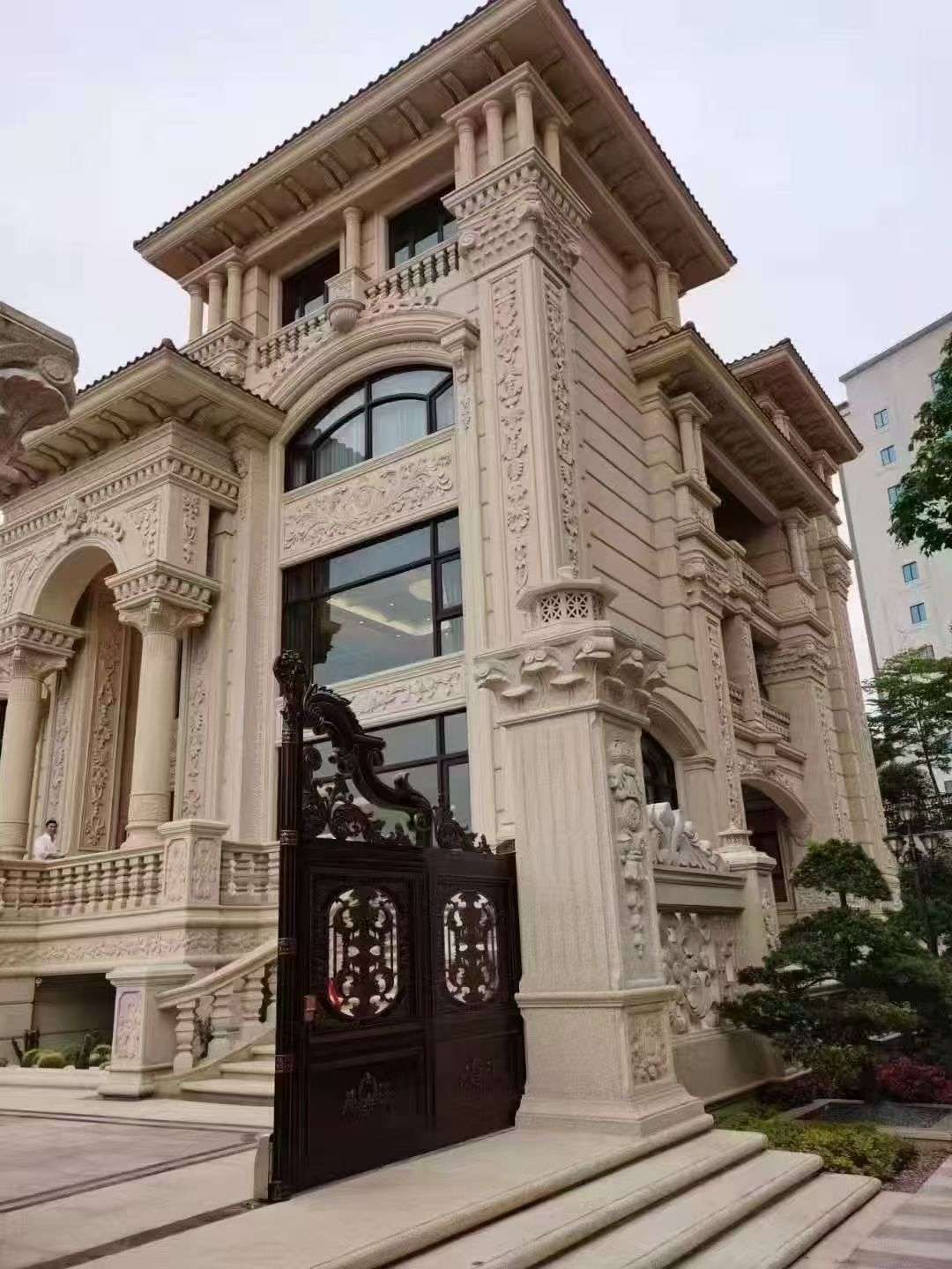 宜昌黄金麻别墅外墙异形定制